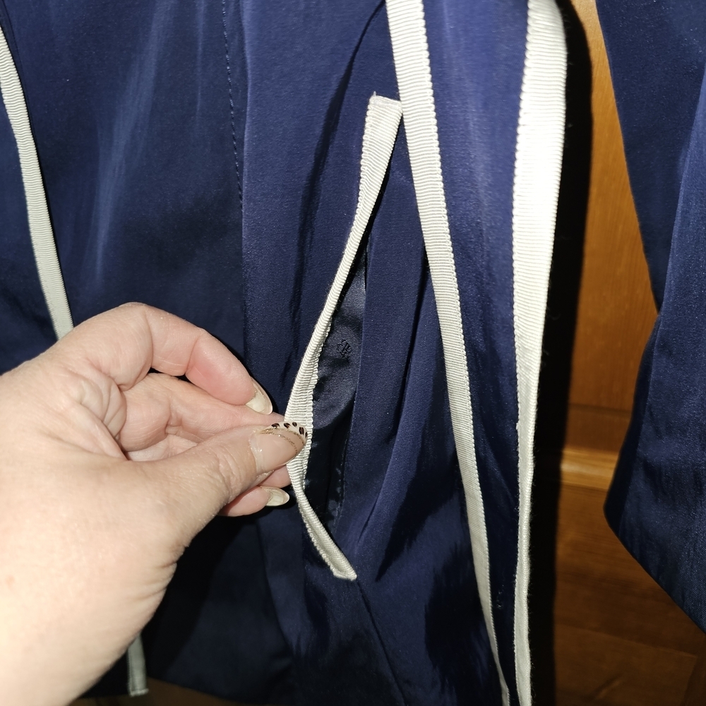 Banana Republic Navy Trench Coat with White Accents - Picture 4 of 6